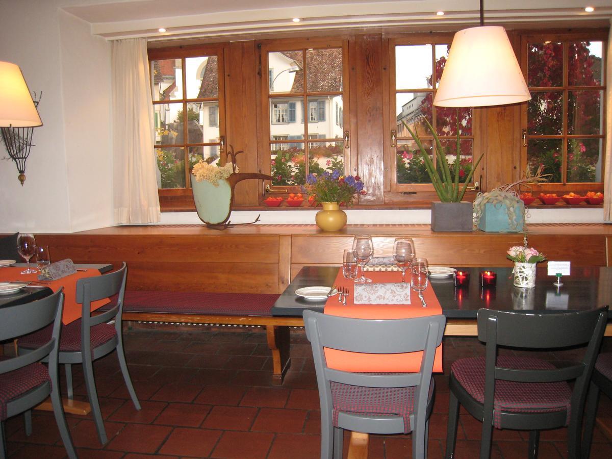 מלון ויינפלדן Gasthaus Zum Trauben מראה חיצוני תמונה