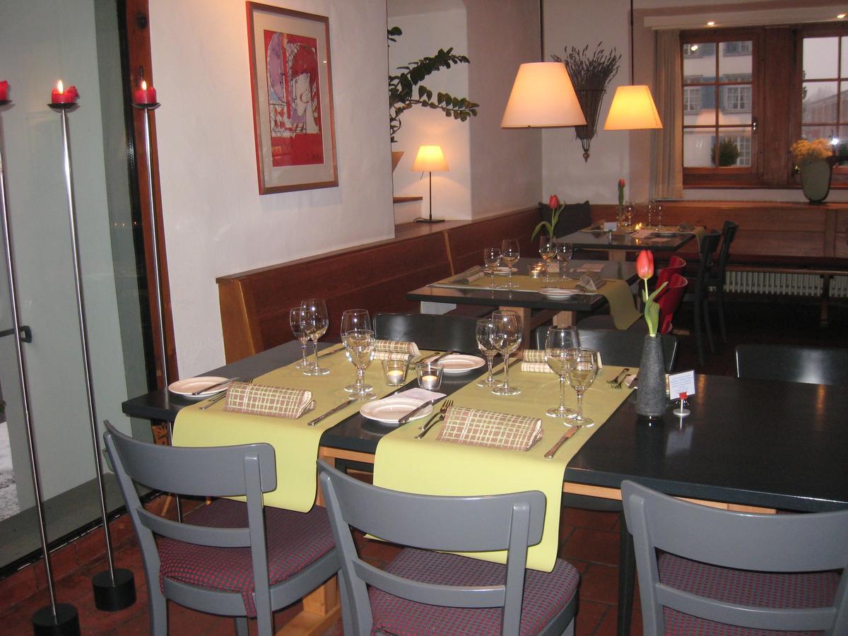 מלון ויינפלדן Gasthaus Zum Trauben מראה חיצוני תמונה