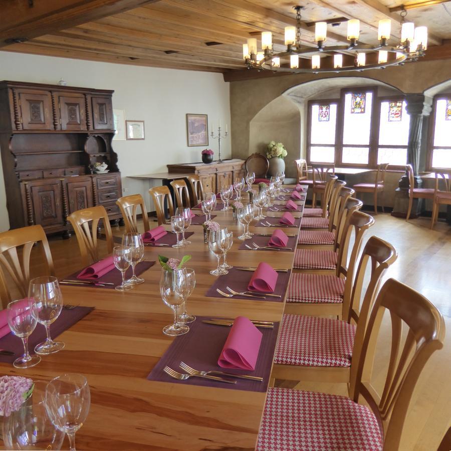 מלון ויינפלדן Gasthaus Zum Trauben מראה חיצוני תמונה